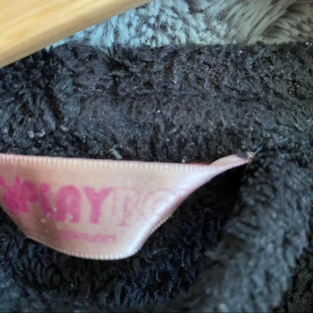 Playboy Robe - Picture 3 of 5